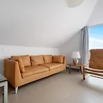 View Grand Villa *