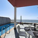 View Grand Vila *